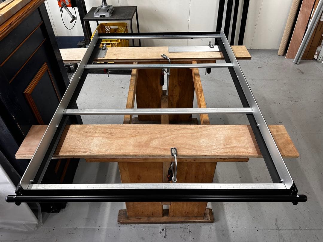 パー様ハイエーススライドフロア 150黒レール、サイドパネル、ポール