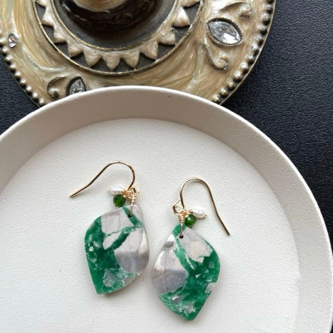 Kaya様✴︎バリサイト&グレーバンテッドアゲート＊チャーム