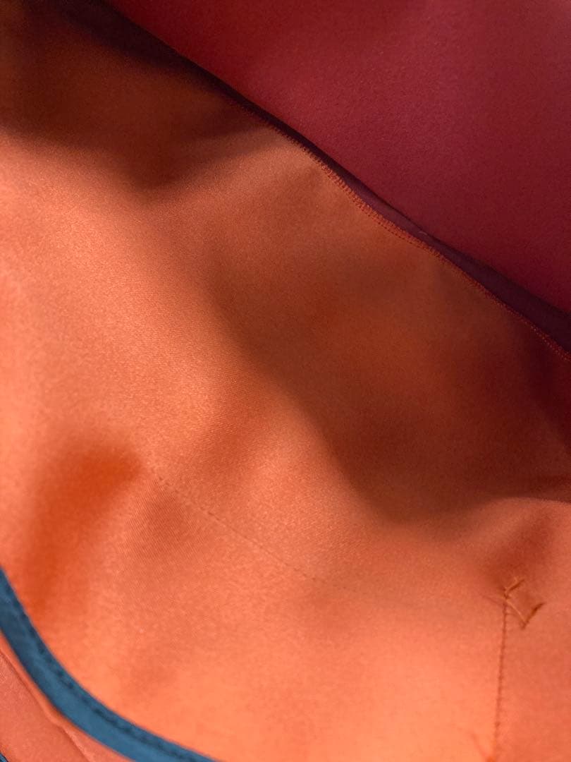 VERSACE ヴェルサーチ　オレンジ系　メデューサボタン柄　36