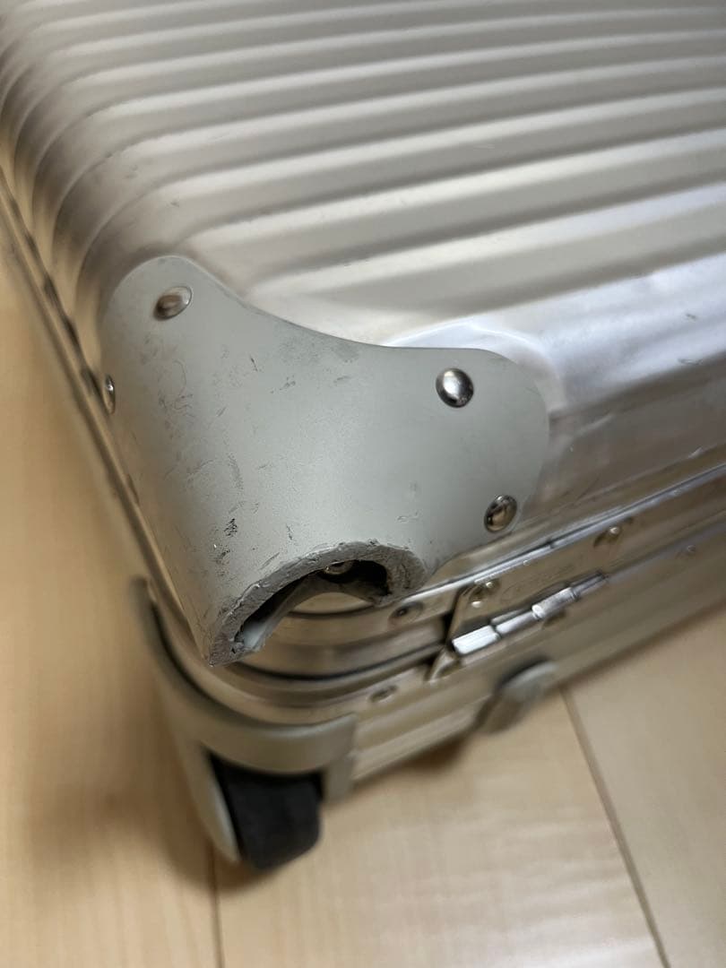 RIMOWA トパーズ トロリー 23L キャリーケース 2輪 機内持ち込み