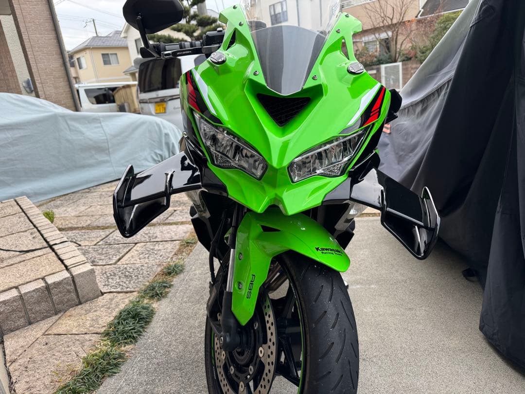 n*_様 Kawasaki Ninja ZX-25R ZX-4R フロント ウイ
