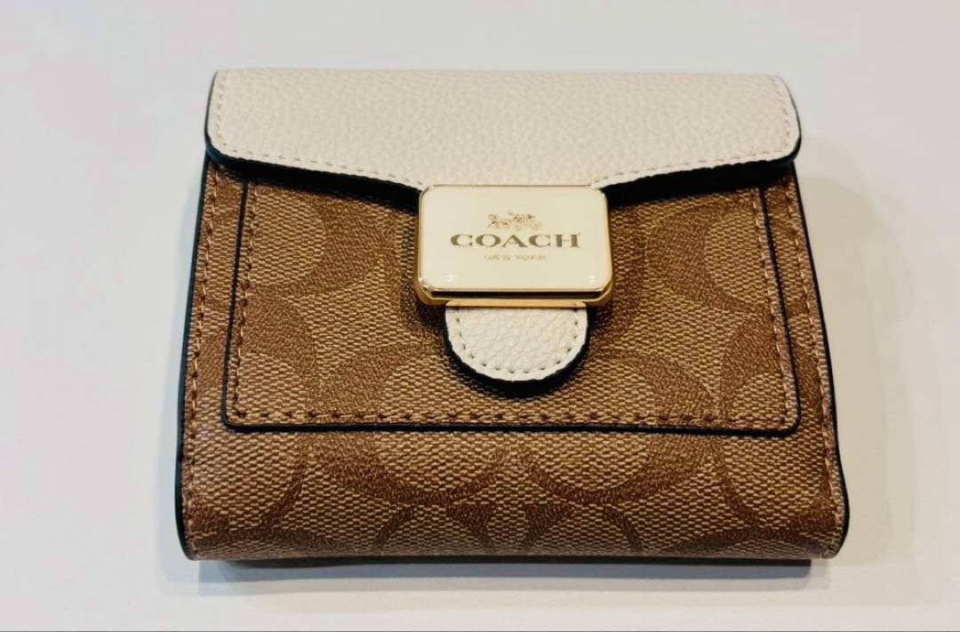 coach ブラウン　ホワイト　二つ折り財布　ホワイト　C7805