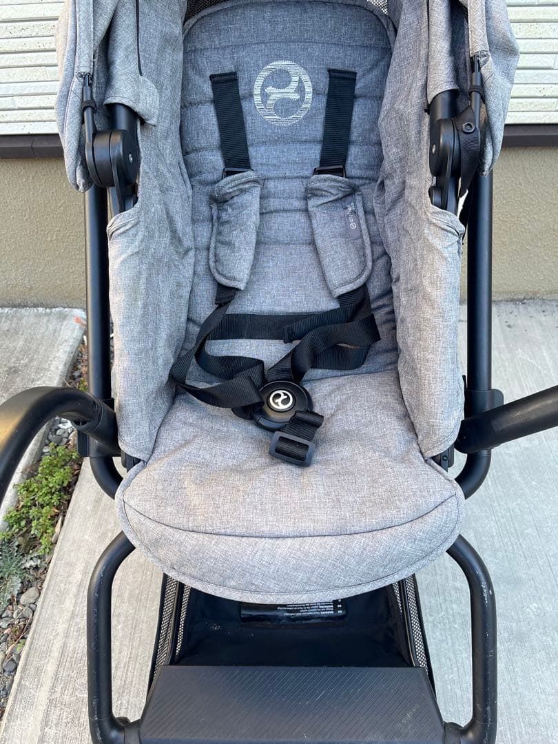 【本日削除】Cybex EEZY S TWIST 360 ベビーカー　バンパー付