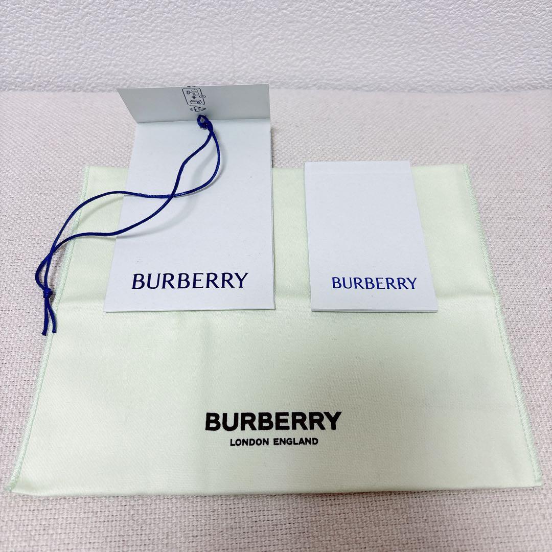 新品未使用☆バーバリー ケース ジップアラウンドレザーウォレット