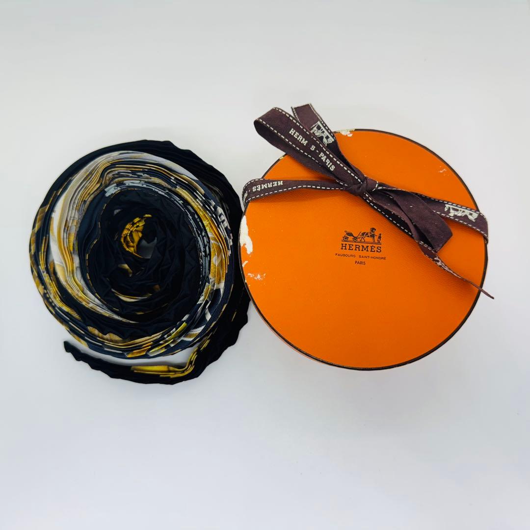 ✨HERMES✨エルメス✨車柄✨ブラック✨ヴィンテージ✨スカーフ✨箱付き✨