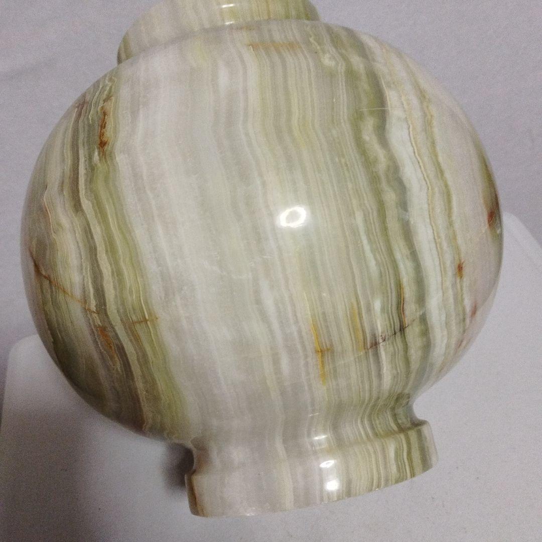 本物大理石の壺です。