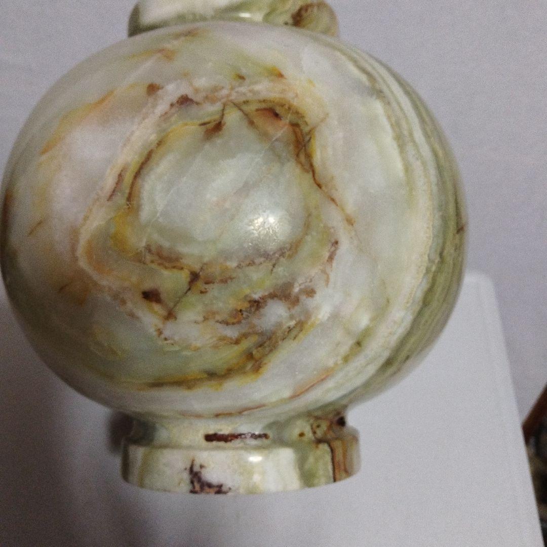 本物大理石の壺です。