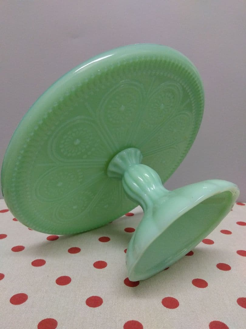 最終価格！ ケーキスタンド　USA　ミルクガラス ジェダイ ディスプレイ