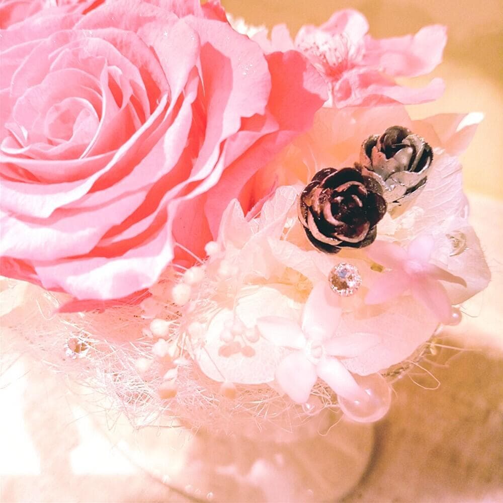 【高級プリザーブドフラワー】　桜＆ピンクローズ 　陶器フラワーアレンジメント