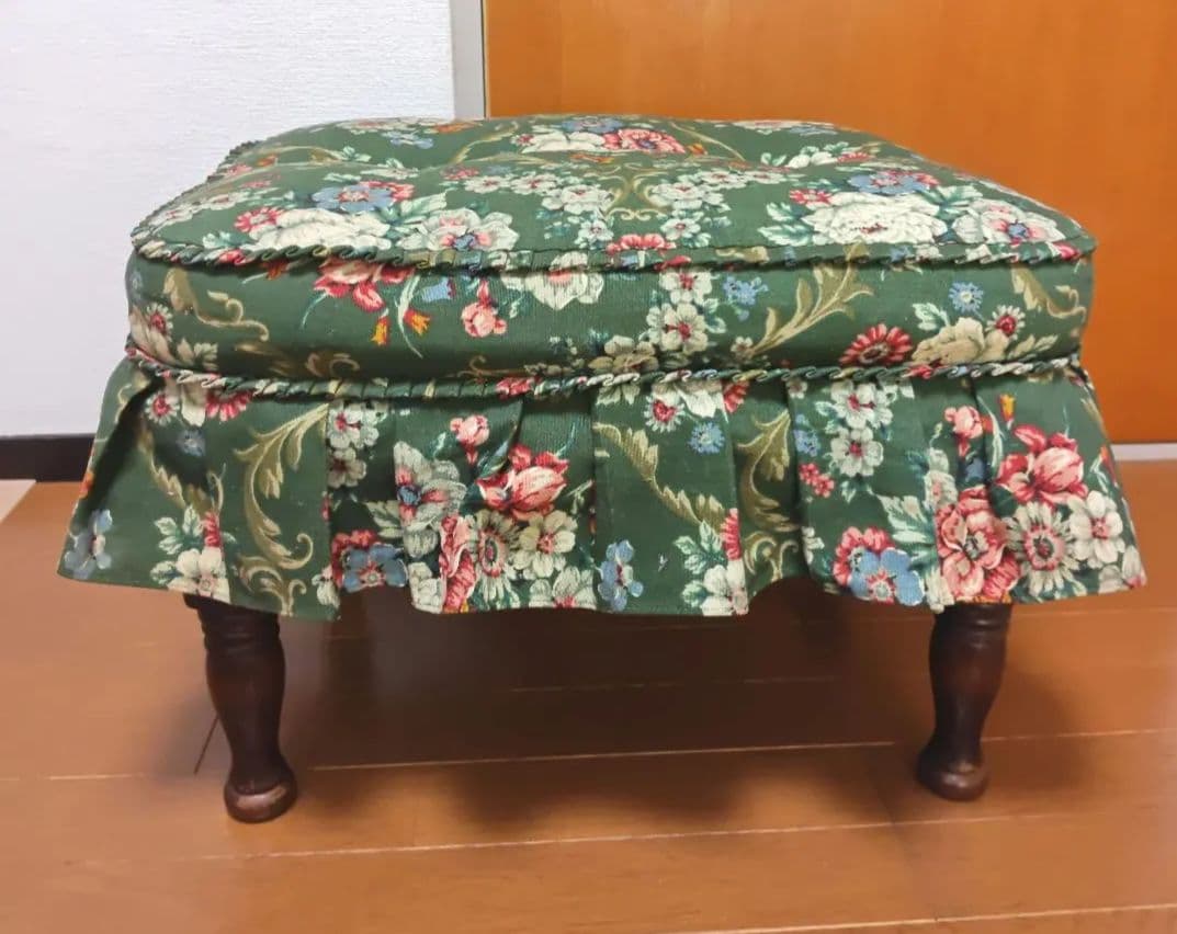 飛騨産業　キツツキ　穂高　オットマン