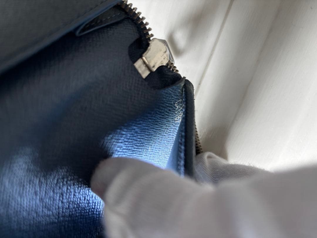 ルイヴィトン タイガ ヴェルティカル 長財布 オセアン ジッピー　M32837