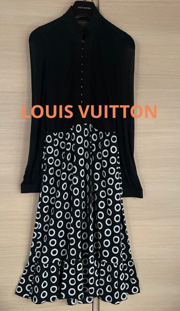 LOUIS VUITTONワンピース　34 ブラック×水玉
