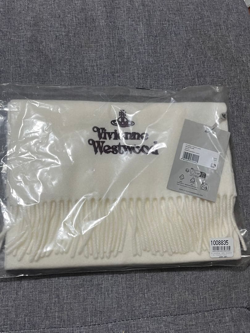 【新品未使用】Vivienne Westwood ホワイト マフラー