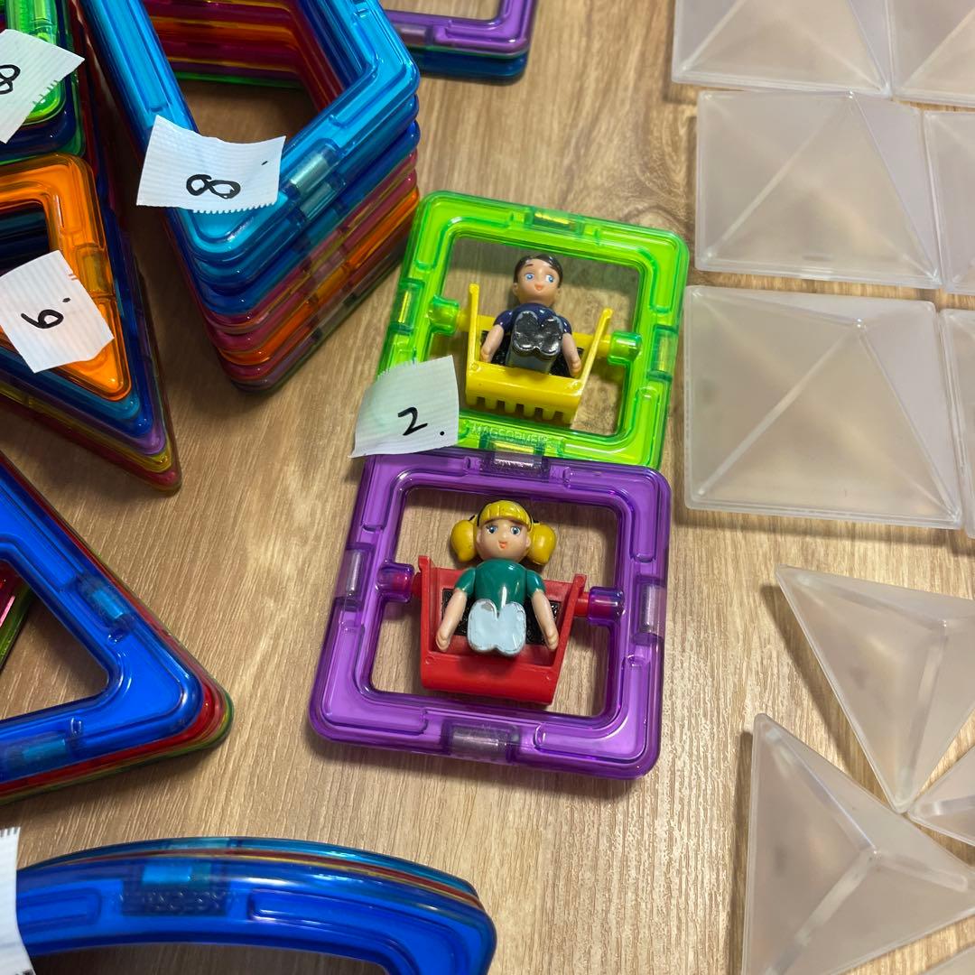マグフォーマー大量213ピース おまけアクセサリー多数