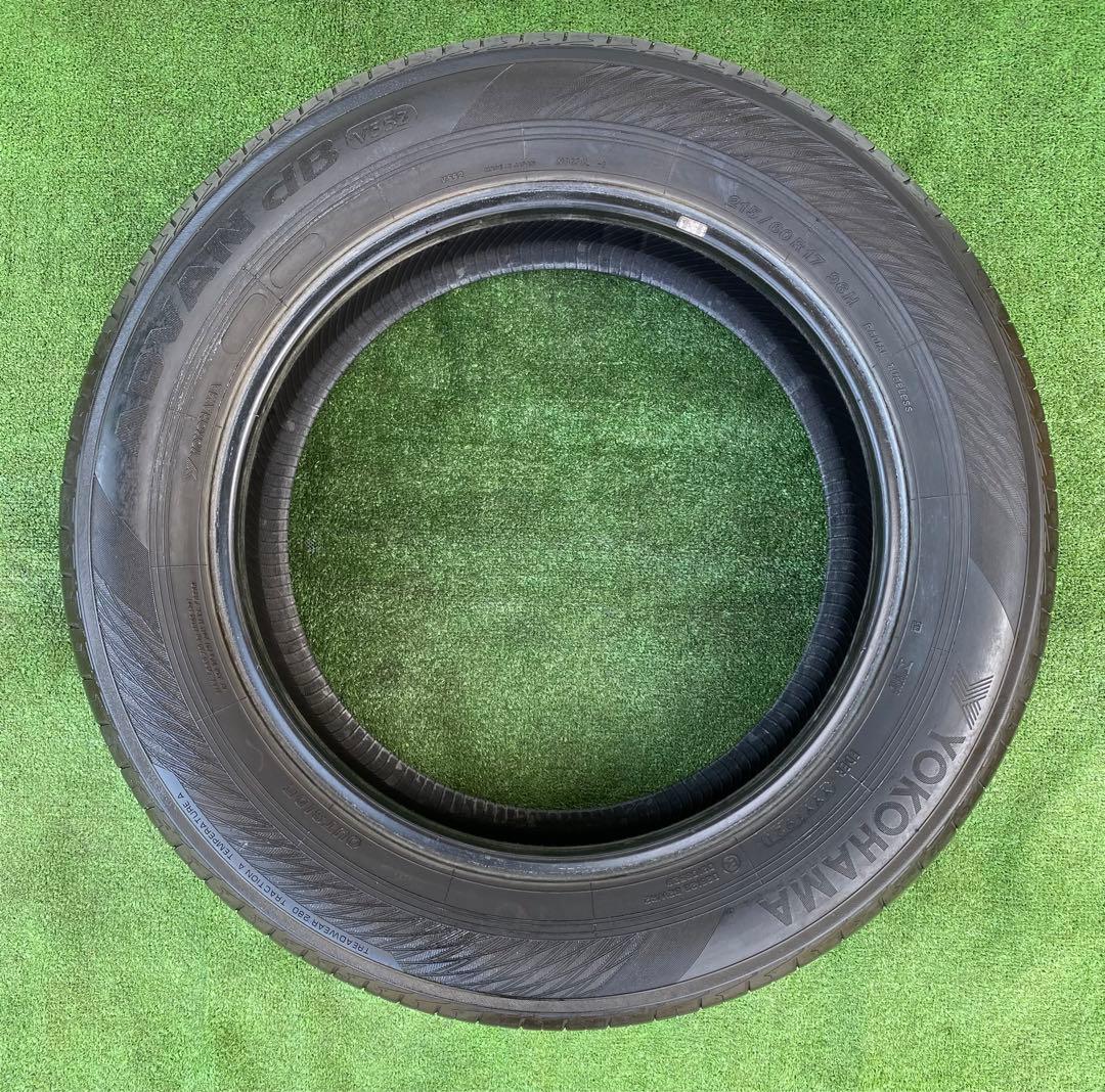 ヨコハマアドバンdb v552．215/60R17．21年製．深山．4本　セット