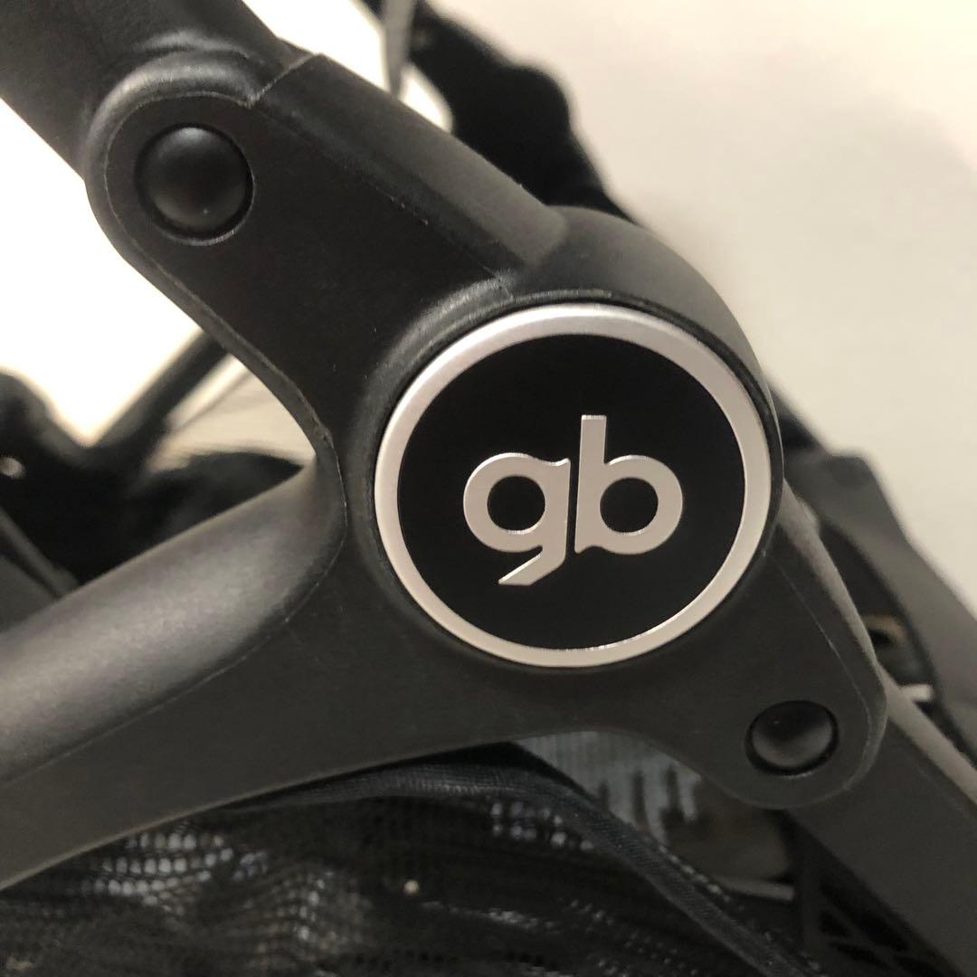 送料込★美品★gb pockit air 折りたたみ式小型ベビーカー ケース付