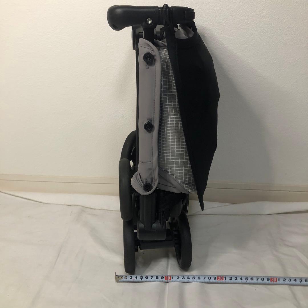 送料込★美品★gb pockit air 折りたたみ式小型ベビーカー ケース付