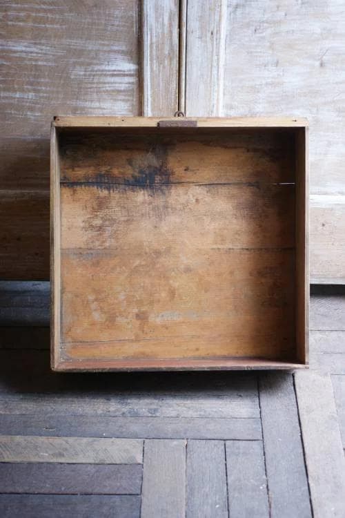 アンティークウッドチェスト