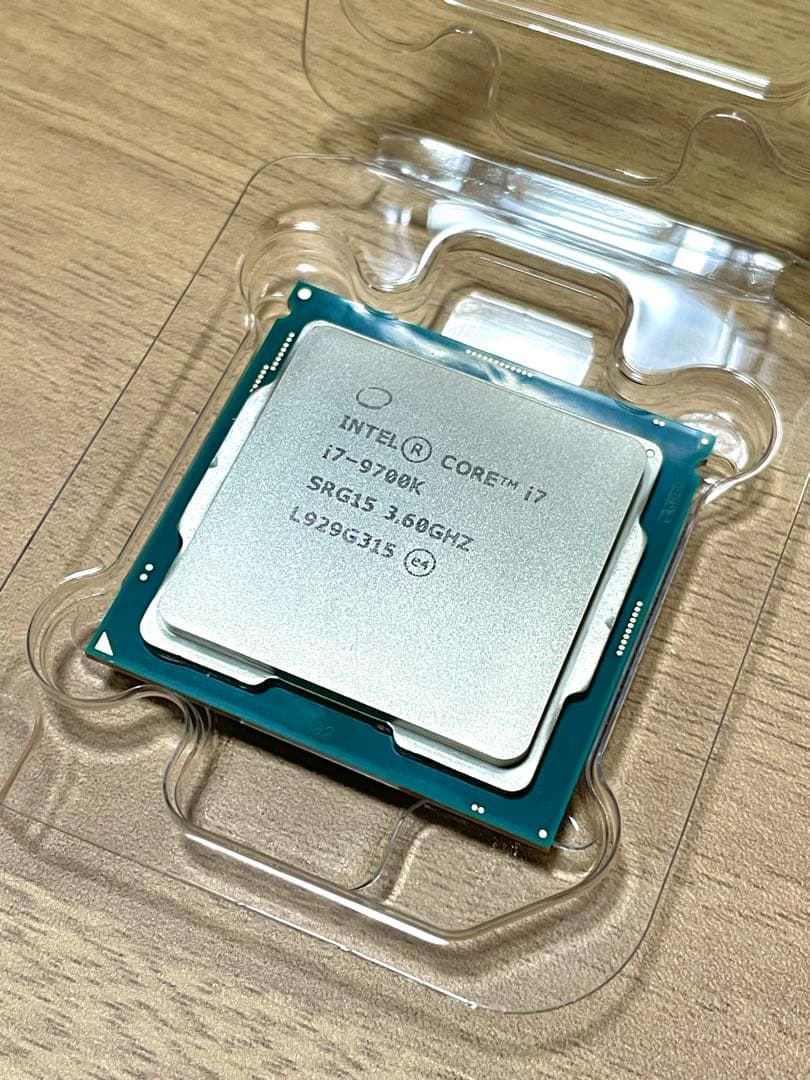 キ*キ様 動作確認済 美品 Intel Core i7-9700K CPU LG