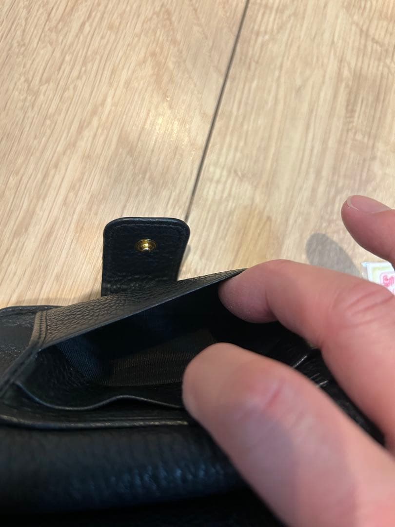 PRADA レディース 二つ折り 財布 正規品 使用感あり