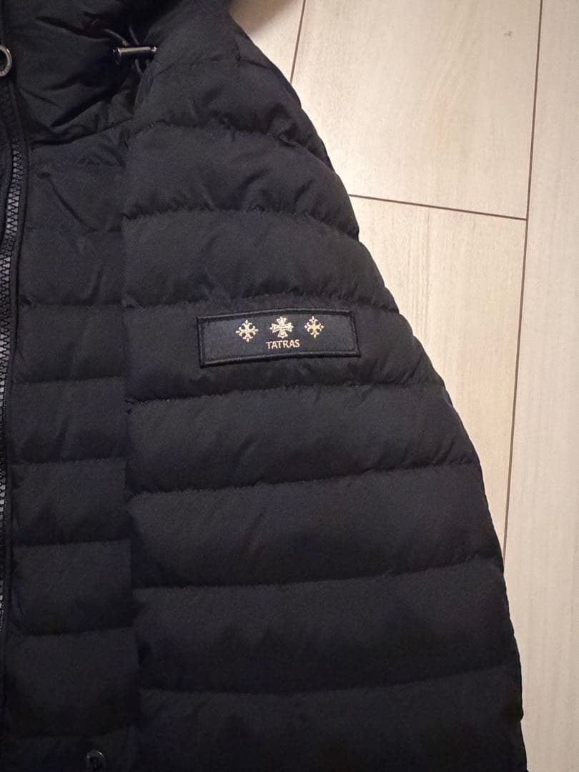 【美品】TATRAS HAAV ダウンジャケット フード付き