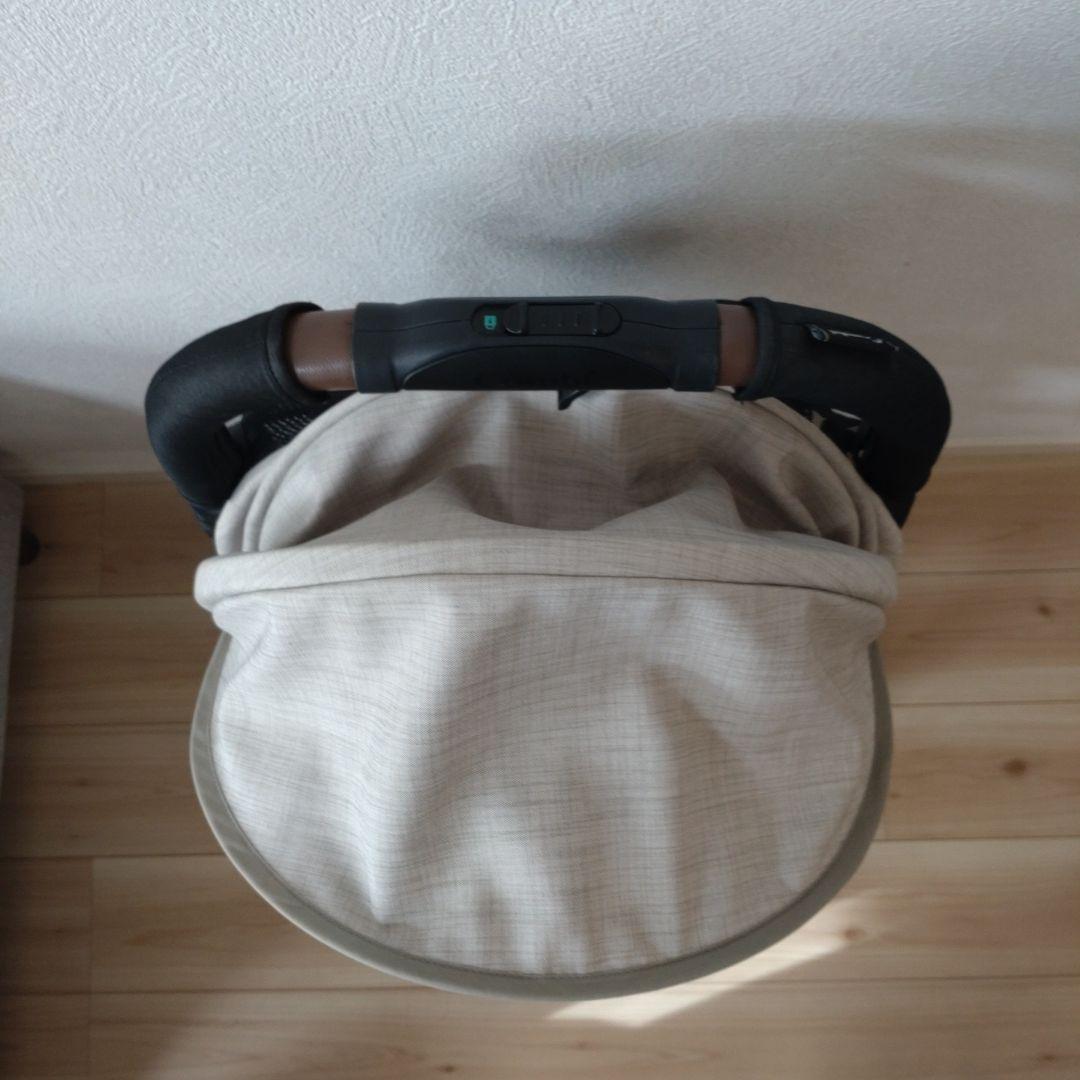 コンビ　Combi Acbee plus 　AO 美品　ベージュ ベビーカー