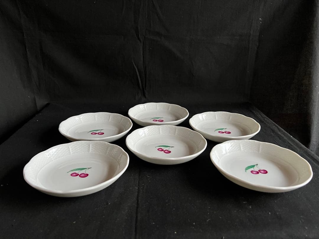 リチャードジノリ　ボンジョルノチェリー　ディッシュラウンドS　②