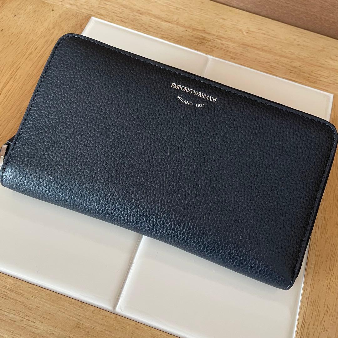 【箱付き】エンポリオアルマーニ　ロゴ 長財布 ラウンドジップ