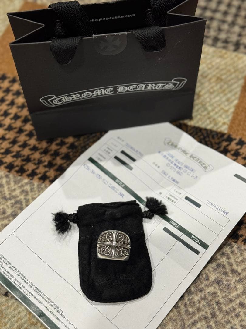 Chrome Hearts オーバルクロス25号