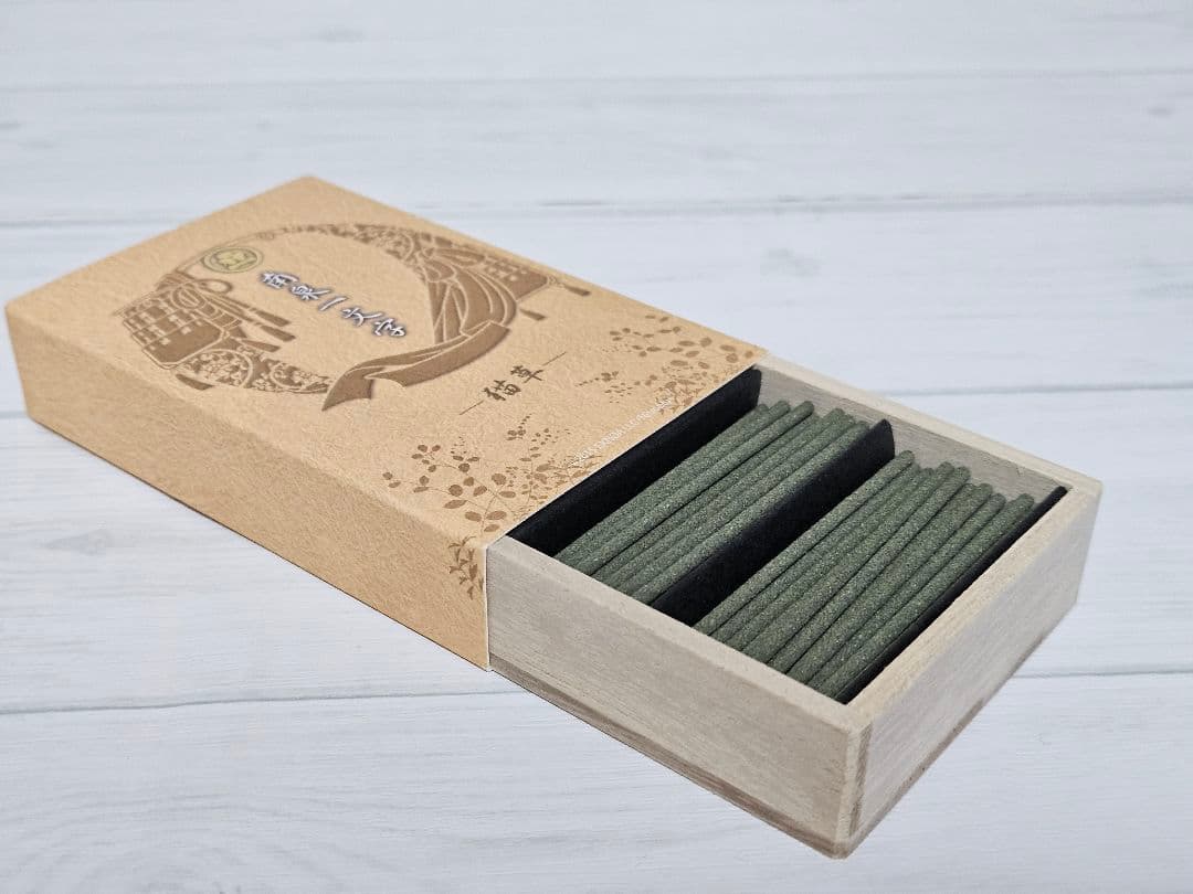 刀剣乱舞 日本香堂 コラボお香 10種セット 鶴丸 他 ※香立て一部欠品あり