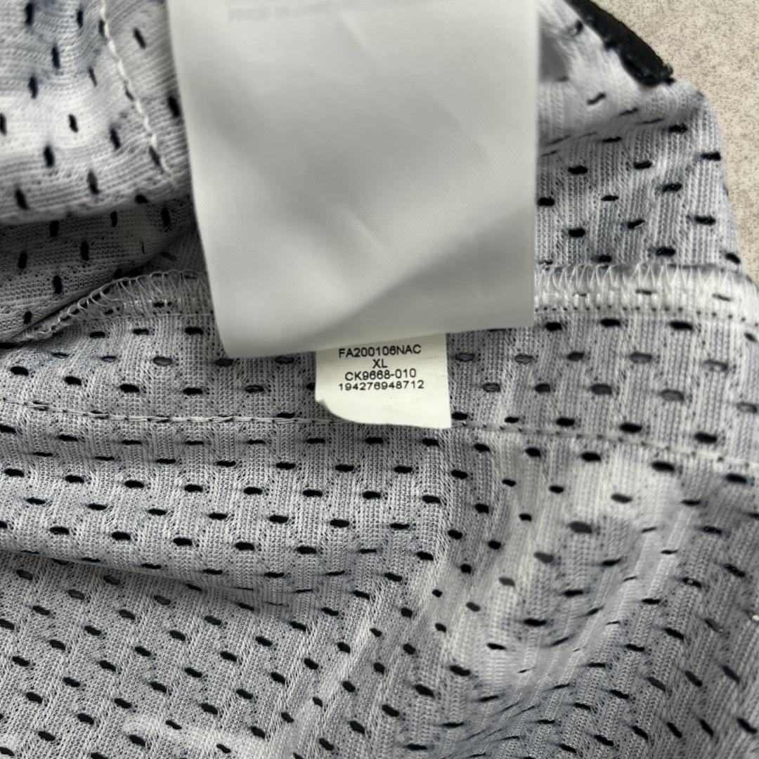 【極美品】ナイキ×パリサンジェルマン×ジョーダン/タンクトップ/総柄/XL/黒