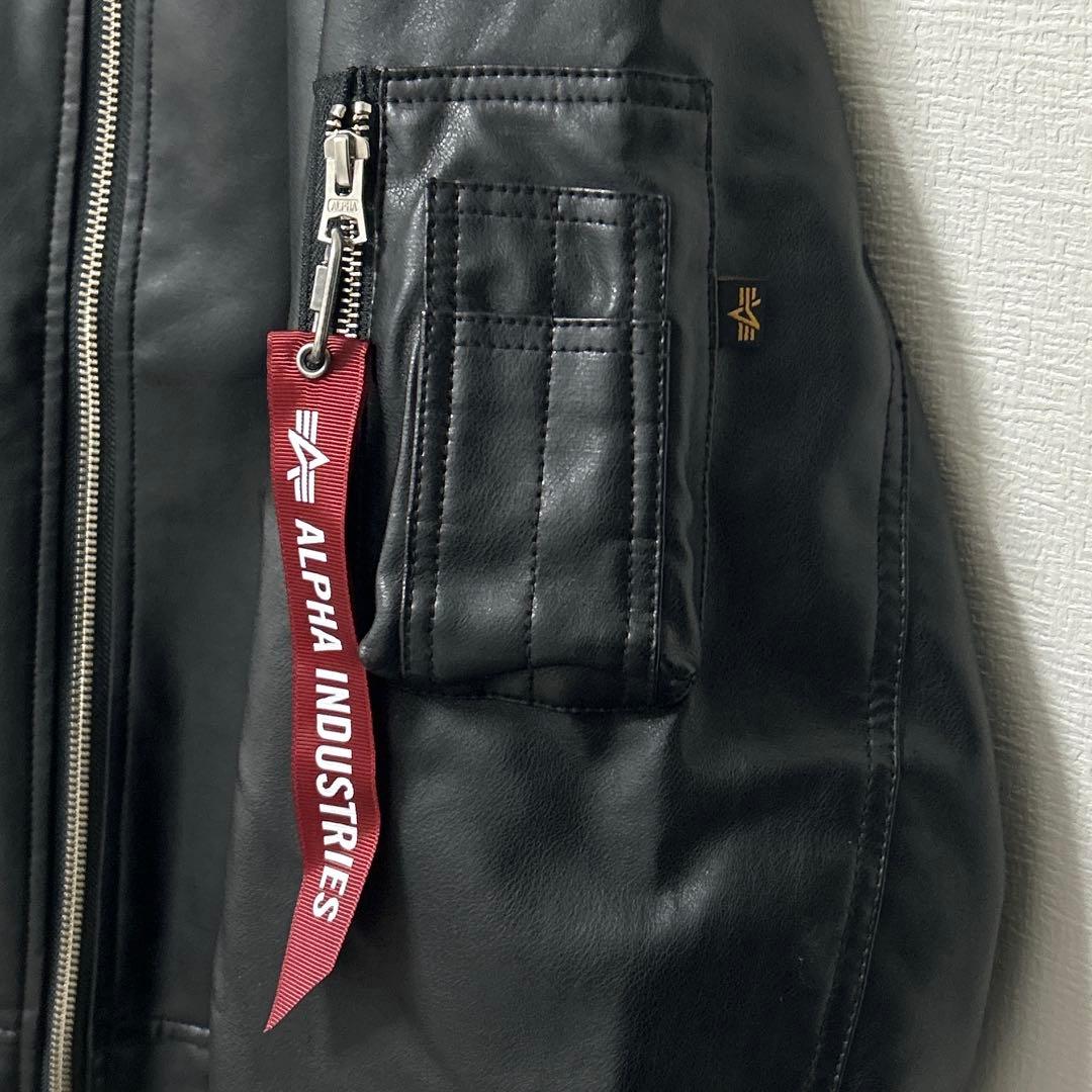 ALPHAアルファインダストリーズ　フェイクレザーMA-1　フライトジャケットM