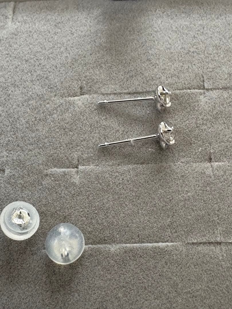 Pt900ダイヤモンドピアス一粒ローズ ツツミ