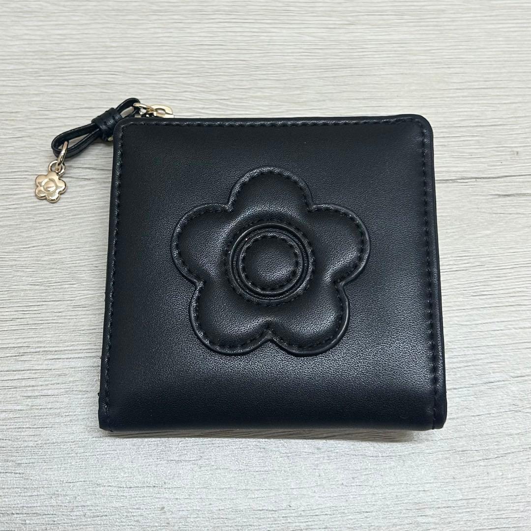 【ここばな】極美品✨MARY QUANT マリークワント 二つ折り財布