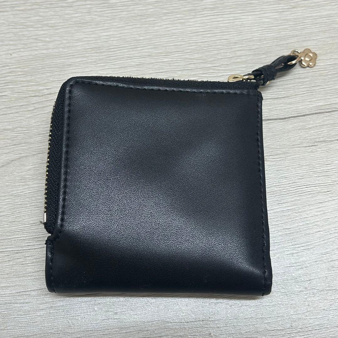 【ここばな】極美品✨MARY QUANT マリークワント 二つ折り財布