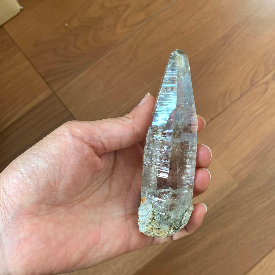 ヒマラヤ水晶　パキスタン　透明度最高レベル