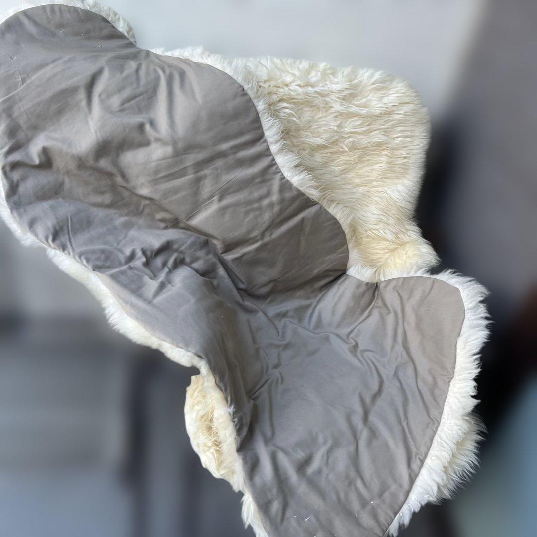 羊毛皮ファークッションカバーラグマット椅子カバー等アイボリーカラー 2枚セット