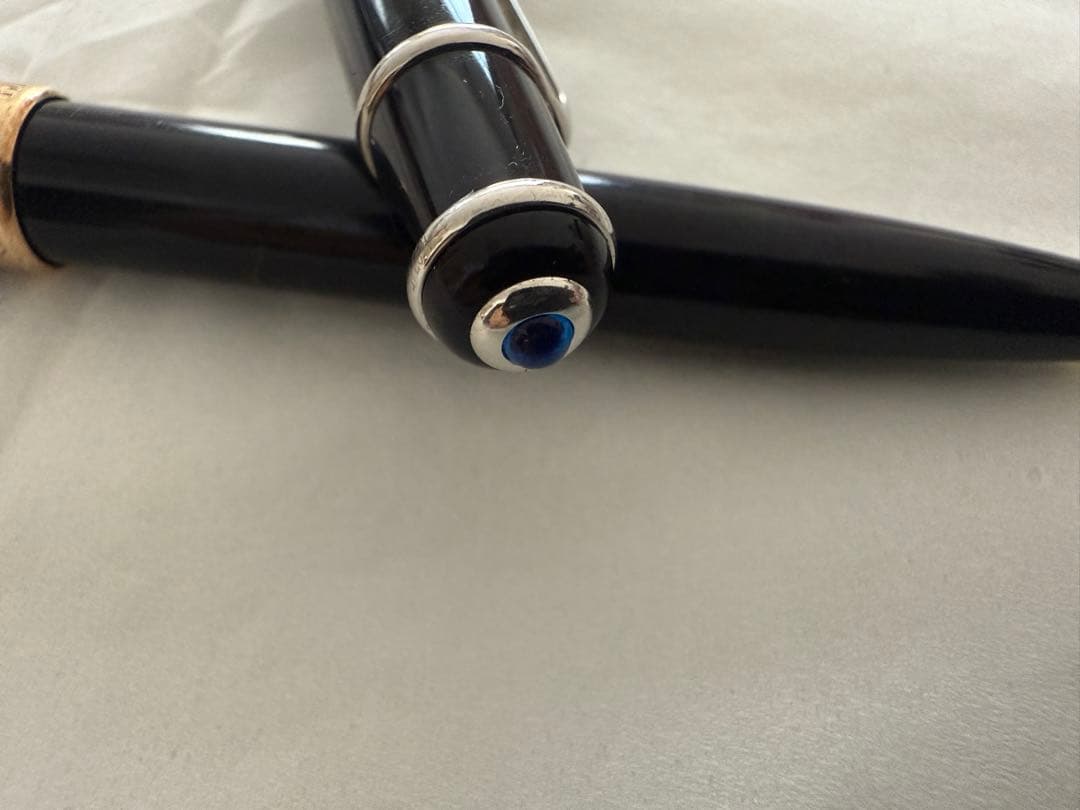 カルティエの「ディアボロ ドゥ カルティエ」ボールペン