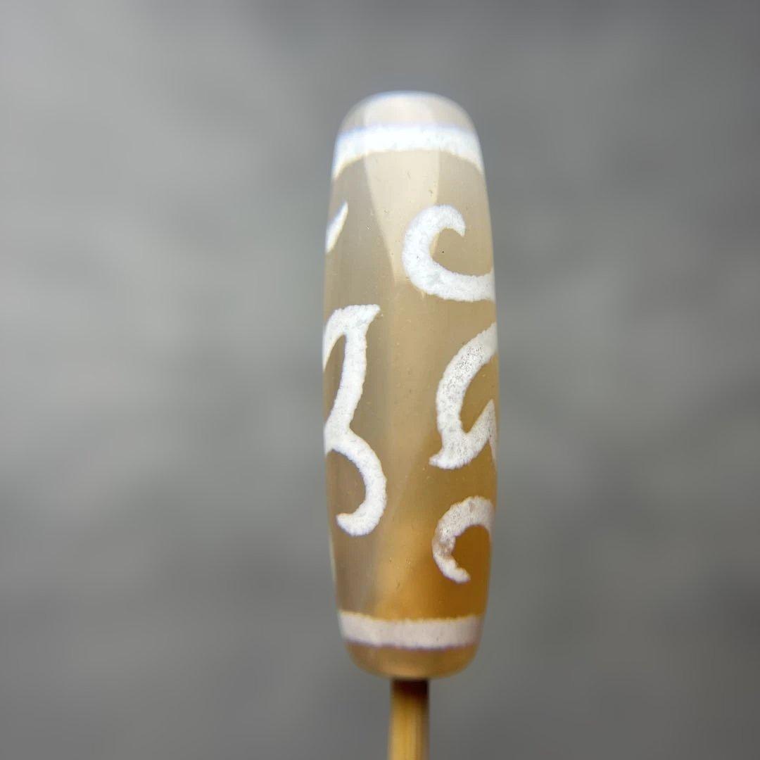 玉髄　水蓮花天珠　12-10