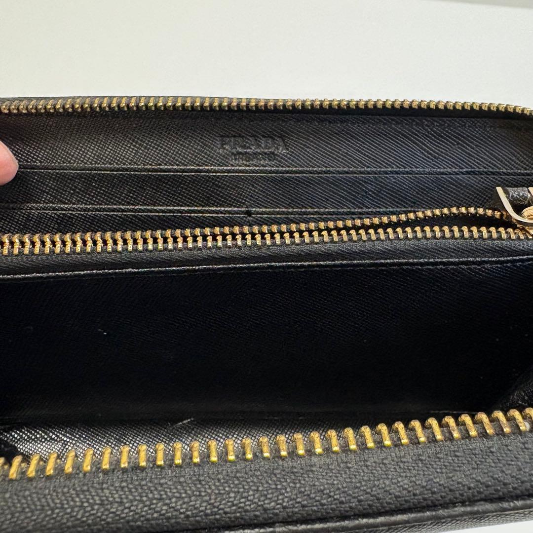 PRADA サフィアーノレザー ブラック長財布