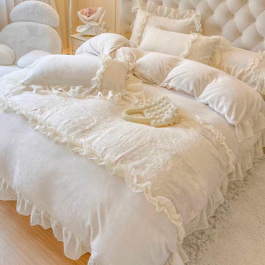 フリル付きホワイトダブルカバーセット