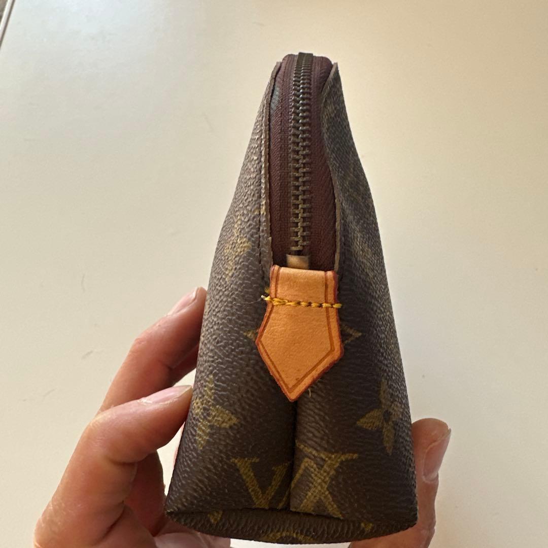 あき☆ 　Louis Vuitton モノグラム ポーチ