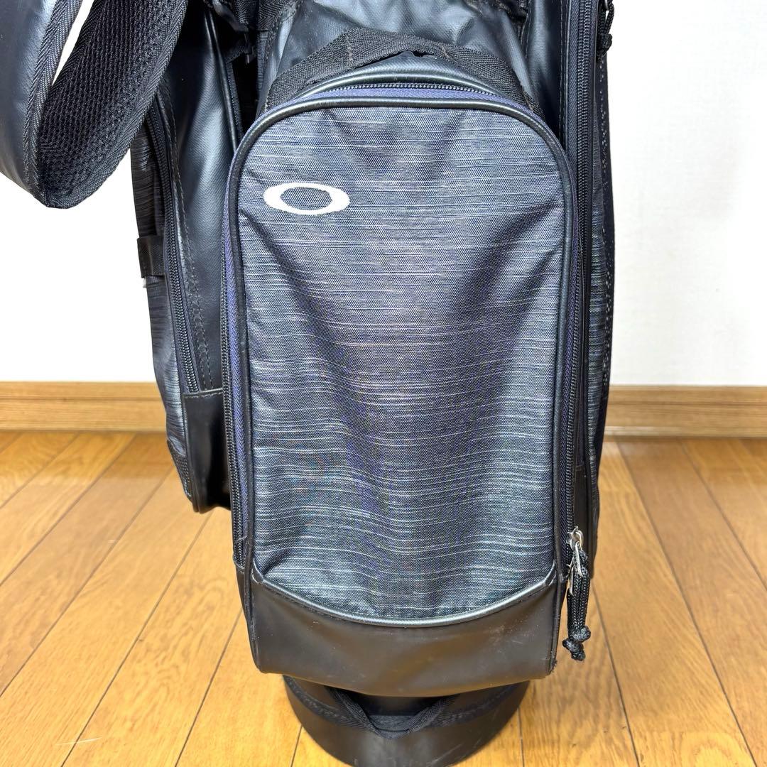 【OAKLEY RED CODE】キャディバッグ フード付き　オークリー　ゴルフ