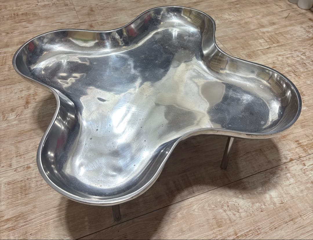 ligne roset （リーン・ロゼ） パスカル・ムールグ サイドテーブル