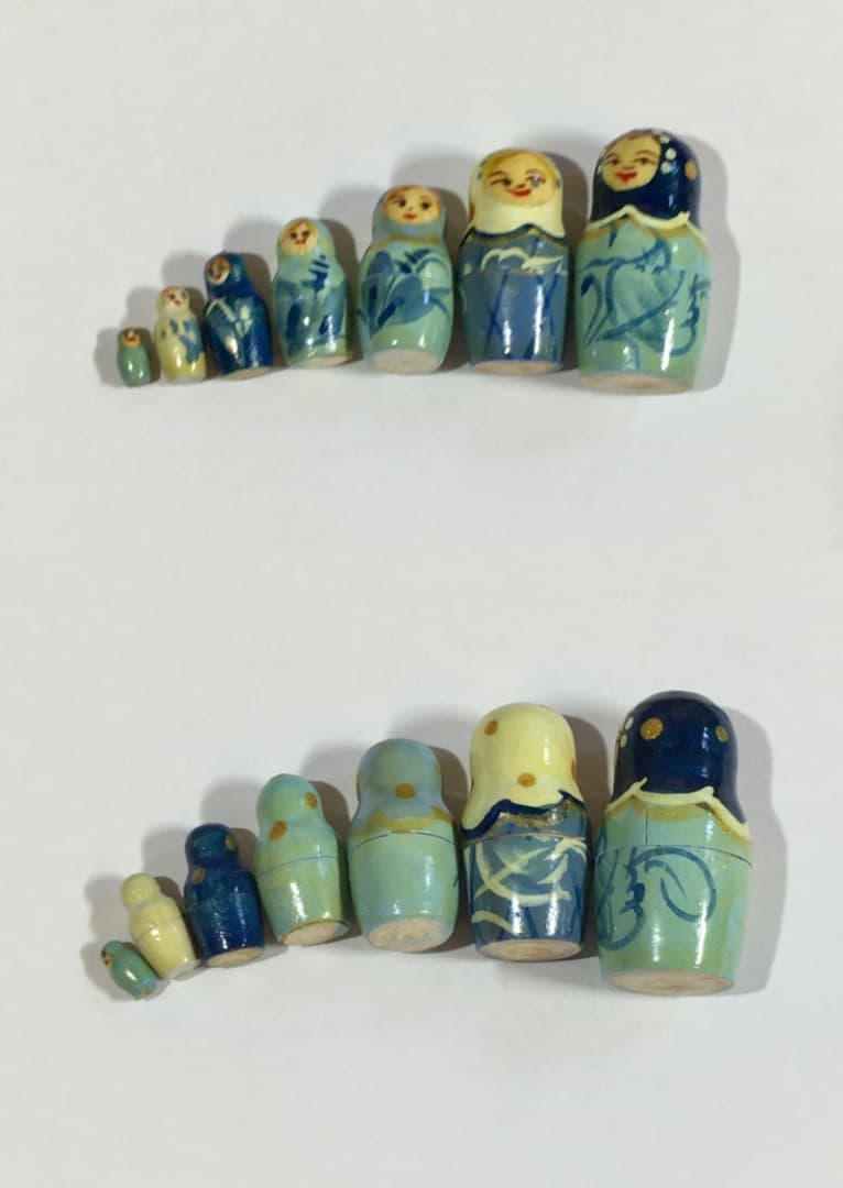 [美品] 希少 手描き青花柄 木製マトリョーシカ 表情違い30体揃い