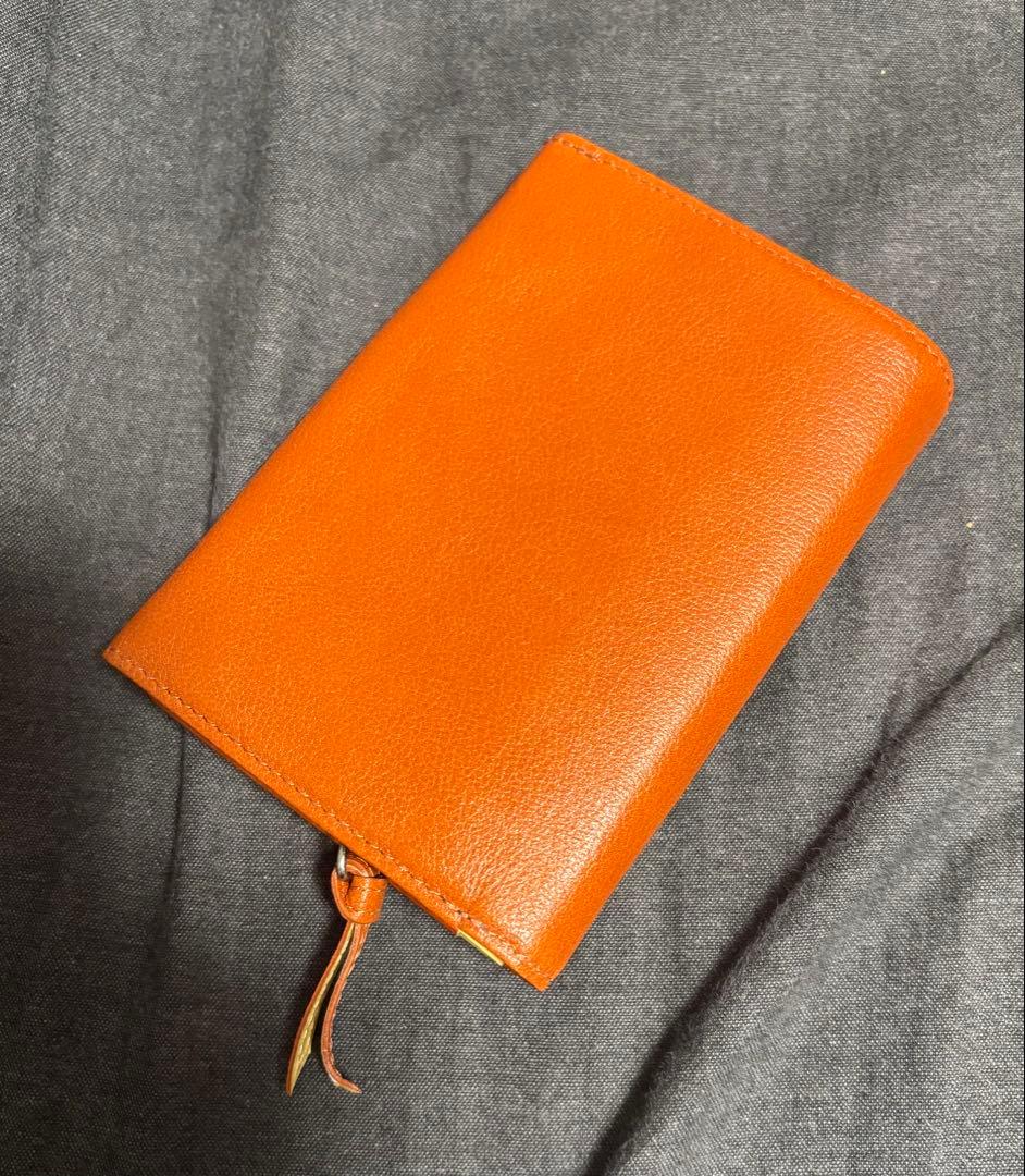 美品！土屋鞄製造所 本革レザー 二つ折り財布 バイカラー 限定 ユニセックス