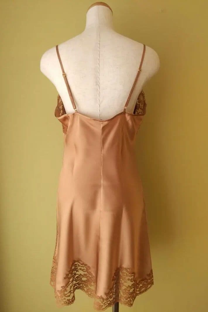 専用《マルジョレーヌ》Marjolaine　シルクスリップ　FR38 ②