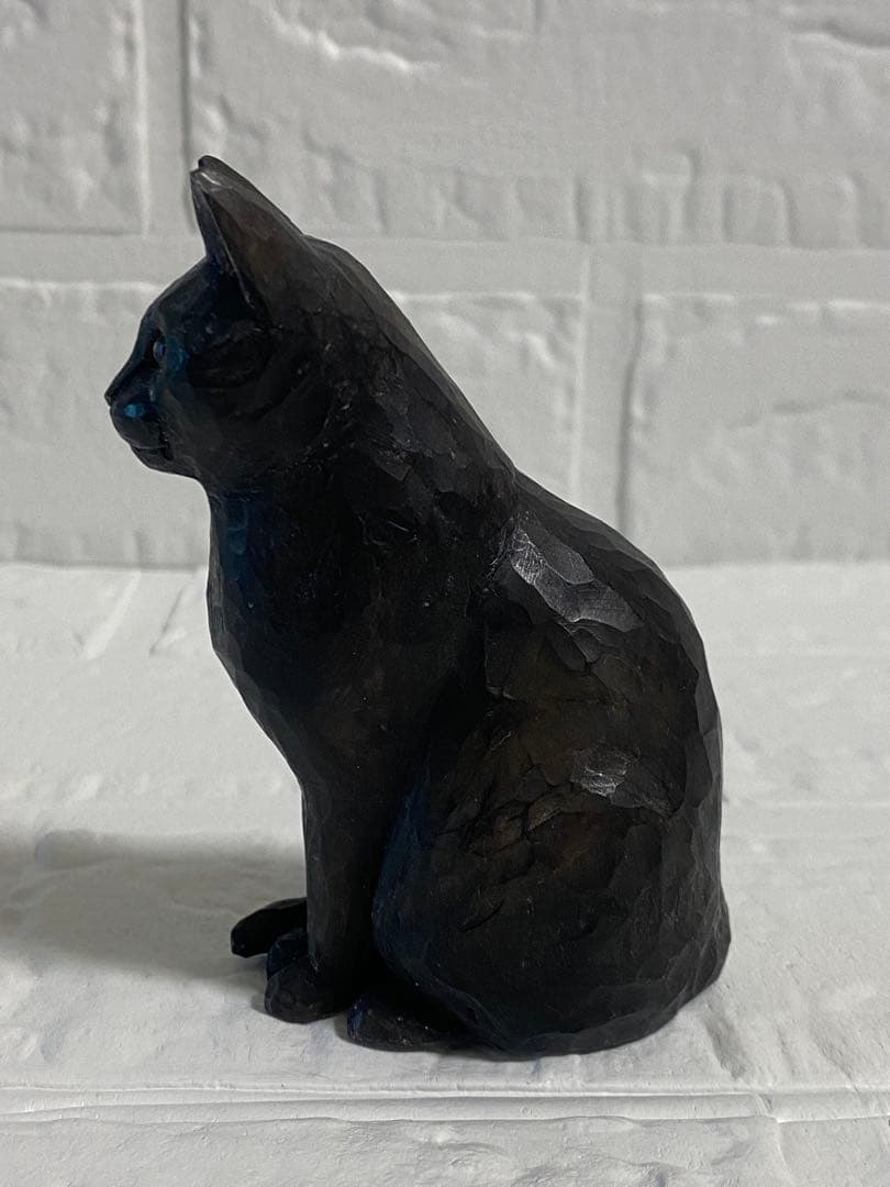 中古品【ぶち猫＆黒猫　猫の置物】2点セット☆おまけ付き☆