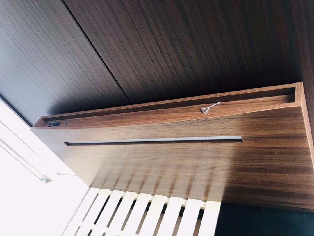 【関東圏配送設置無料】Iwanaga ベッドフレーム　ダブル　（コンセント付き）