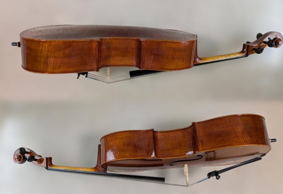 【kaekae専用】チェロ　4/4　2000年制　Walter S. Chen